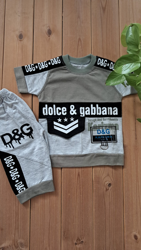 ست تیشرت و شلوارک ترکیب پنبه یک رو و ملانژ اقتصادی پسرانه طرح D&G
