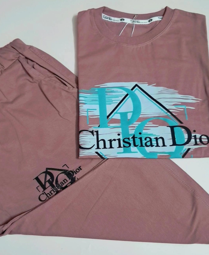 ست تیشرت پنبه یک رو لاکرا و شلوارک دورس پسرانه طرح dior